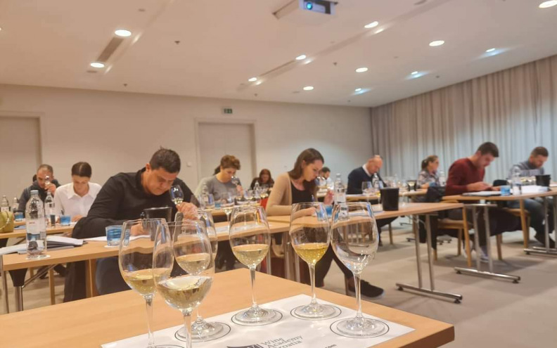 Postanite vinski znalac i upoznajte se sa širokom paletom svjetskih vina